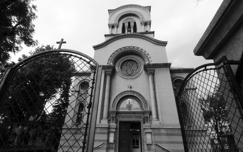 Улаз у порту цркве Св. Александра Невског